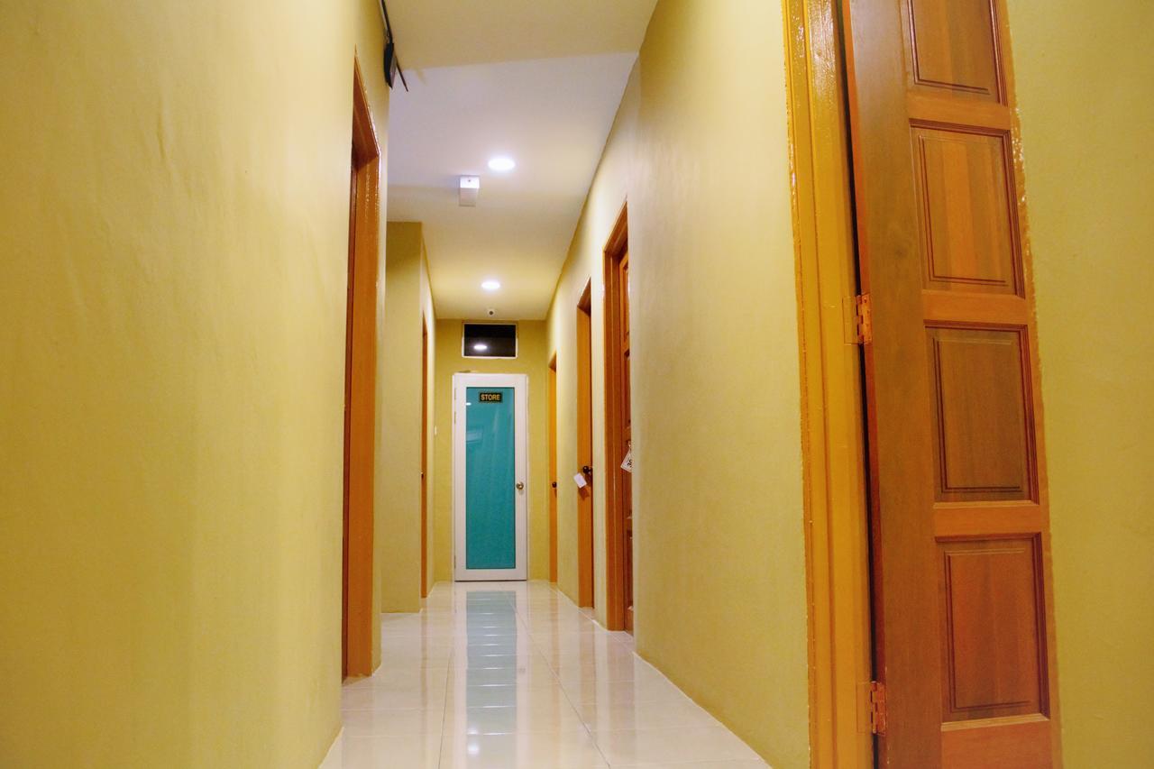 Angel Resthouse Hotel كُوالا تيرينغانو المظهر الخارجي الصورة
