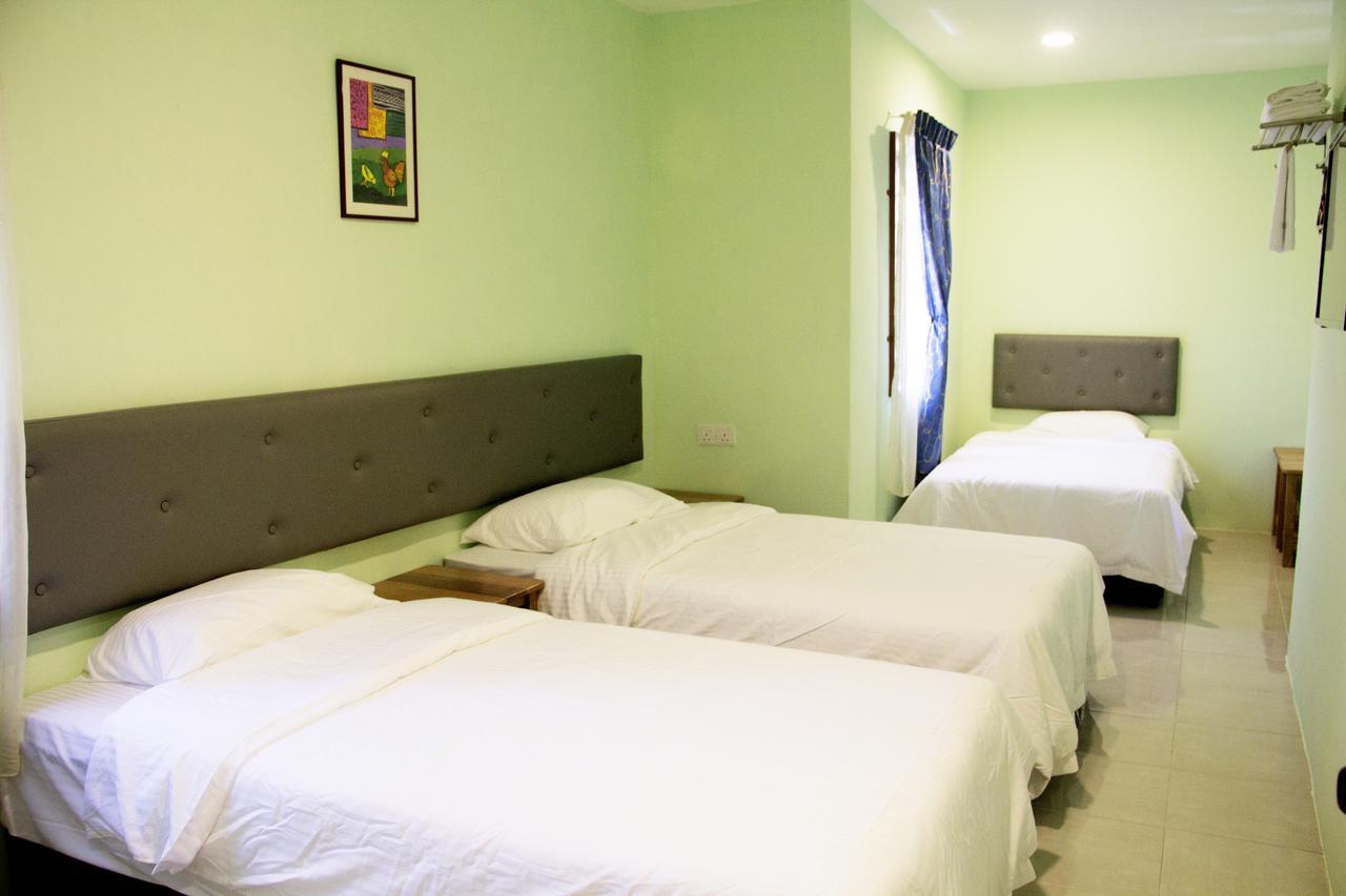 Angel Resthouse Hotel كُوالا تيرينغانو المظهر الخارجي الصورة